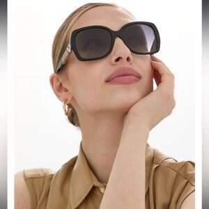 Burberry sunglasses /prescription